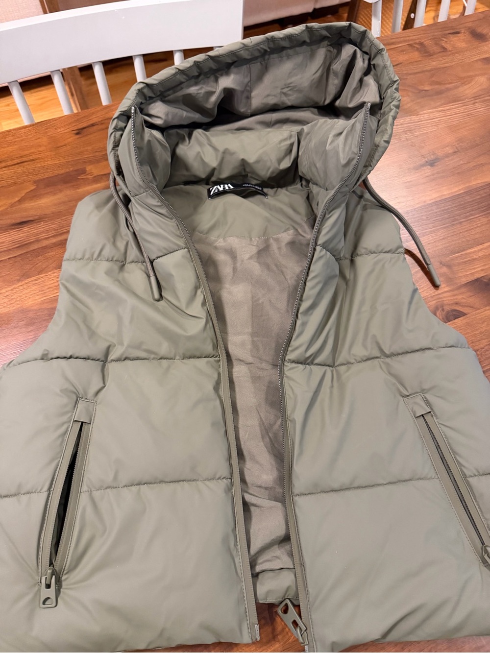 Zara puffer vest with hood